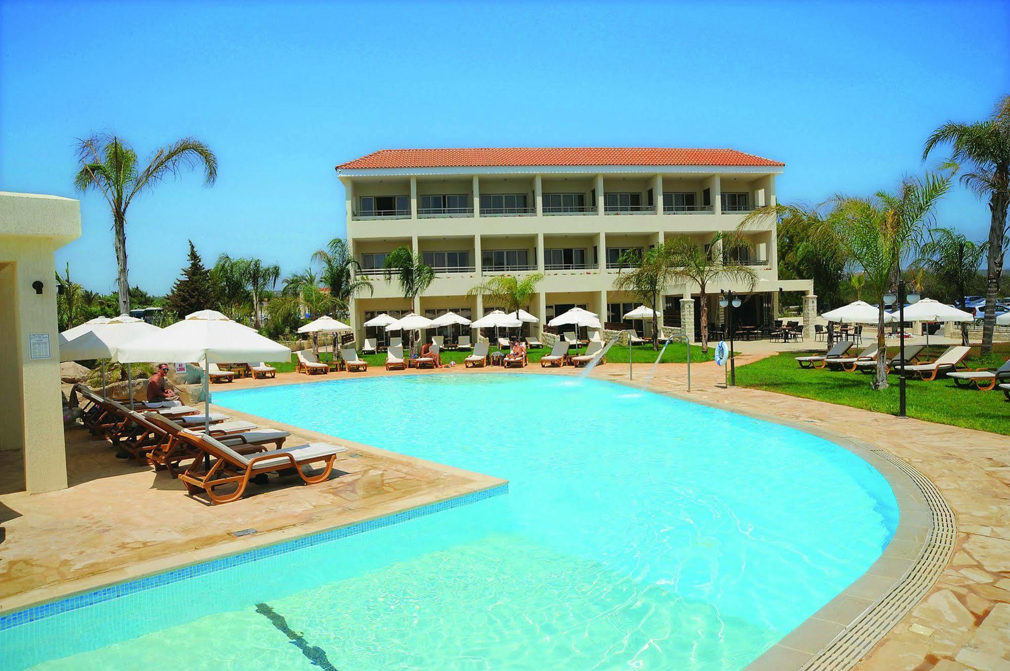 Olympic Bay Adults Only Hotel Ayia Napa Exterior foto